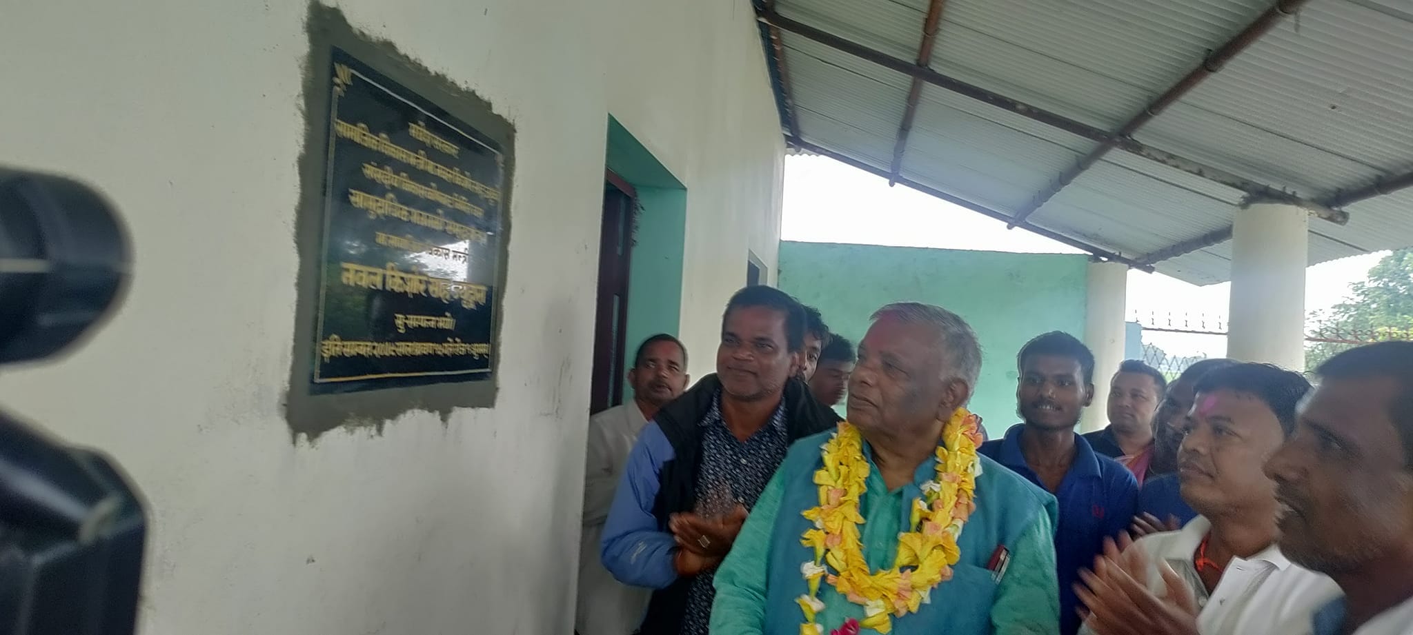 ग्यालरी फोटो ८